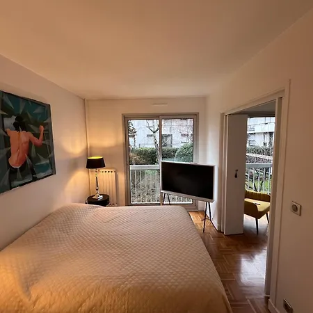 2 Pieces Sur Jardin Lejlighed Paris